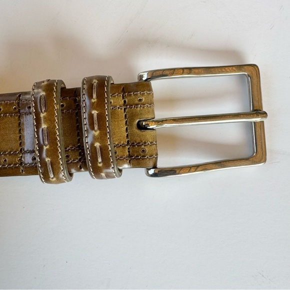 Mezlan Tan Khaki Leather Belt with Silver Buckle size 44 - Picture 3 of 9